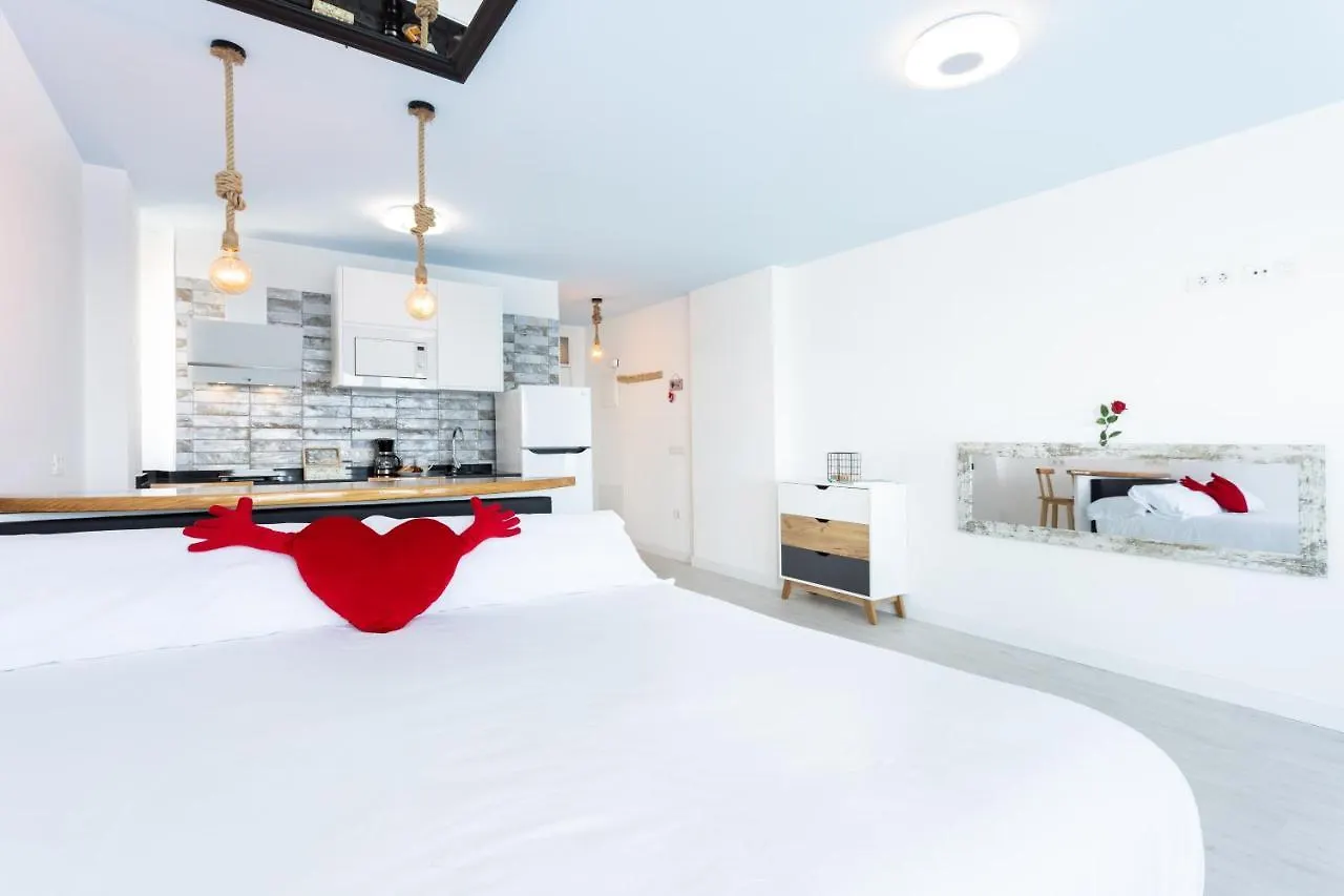 Home2Book The Romantic Skyline Of Love Tacoronte 0*,